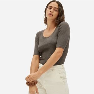 Everlane microrib top